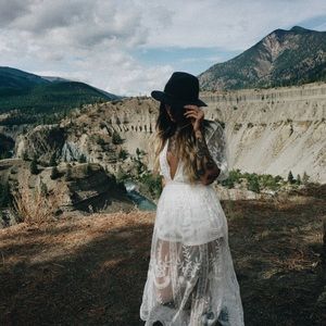 Meet your Posher, Hana